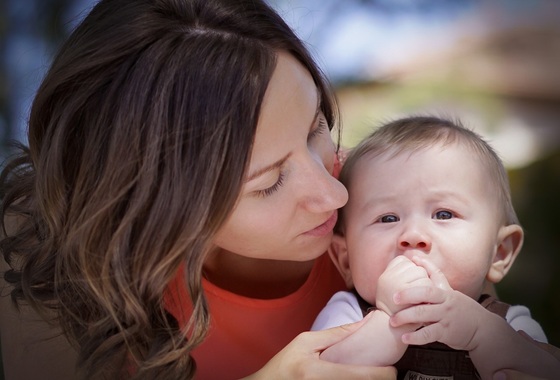 benefícios da licença maternidade ampliada - Foto: ImagesBG / pixabay.com