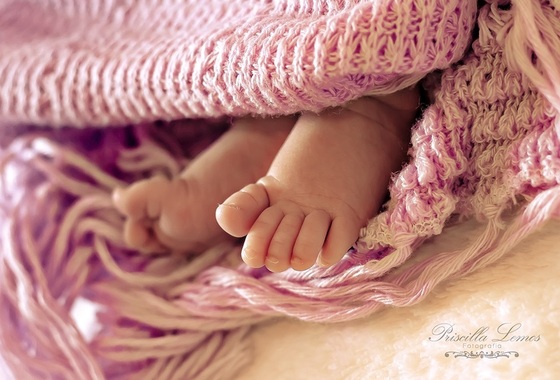 Foto dos pezinhos do bebê tirada com a função macro - Foto: Priscilla Lemos