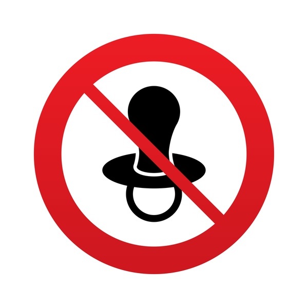 Símbolo de proibição de uso de chupeta - foto: Blan-k/ShutterStock.com